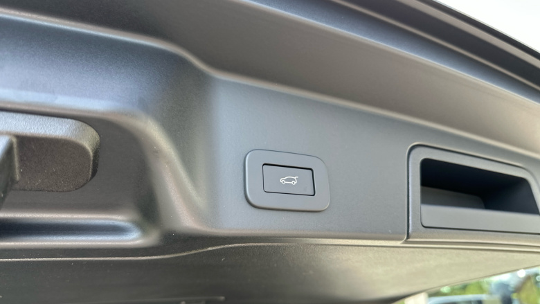 Land Rover Range Rover Evoque 1.5 P270e Edition 5dr Auto Hatchback